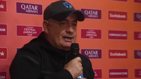 Willy Olivera presume que Comunicaciones es el único guatemalteco en una competición internacional (Emisoras Unidas)