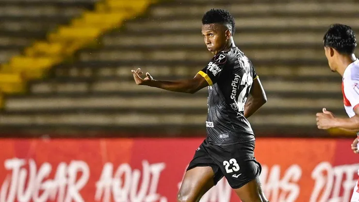 Motagua se une a la carrera por Héctor Hurtado