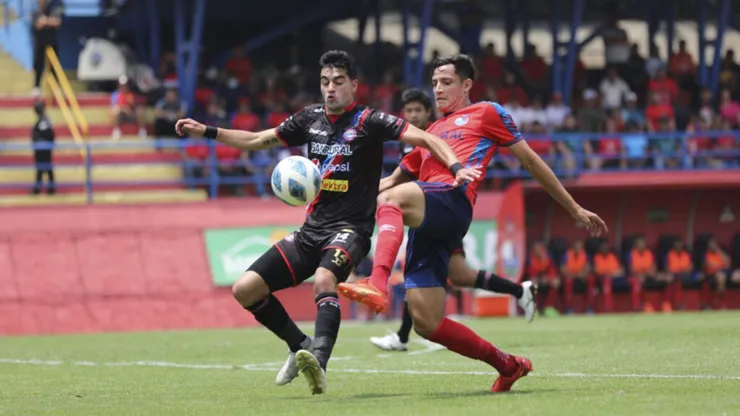 El delantero que deja Municipal para convertirse en nuevo futbolista de Xelajú.