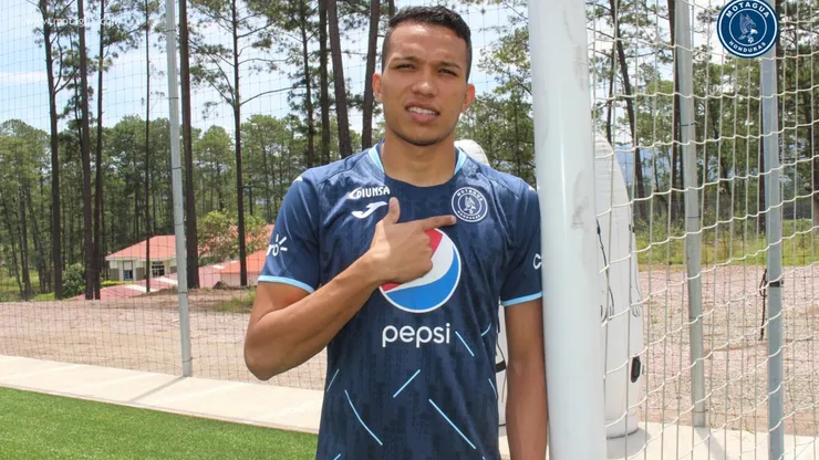 En la previa a la gran final del Apertura 2023, Carlos Mélendez hizo una divertida apuesta con su hermano.