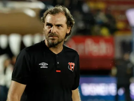 Alajuelense definió el panorama de Andrés Carevic en el equipo