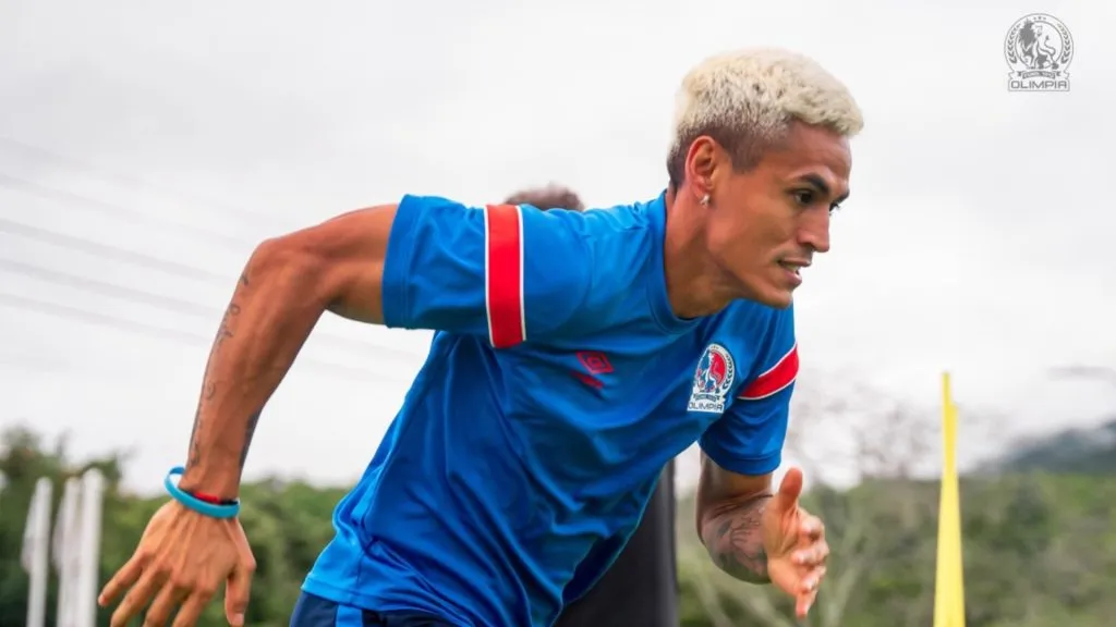 Andy Najar se viene entrenando hace meses con el Olimpia.