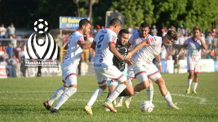 Un jugador de la Liga Nacional está vendiendo su ropa para volver a su país.