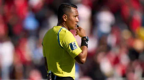 El salvadoreño Iván Barton dirigió en la Liga de Arabia Saudita