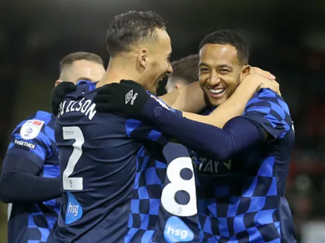 Nathaniel Méndez-Laing dio asistencia y anotó en la goleada de Derby County (VIDEO)