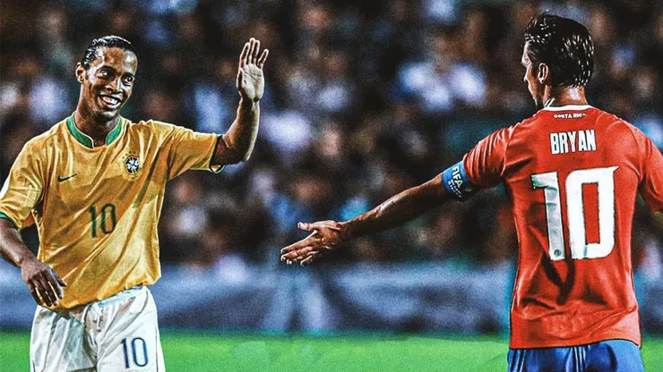 El gran regalo de Bryan Ruiz a Ronaldinho