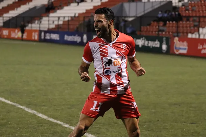 Juan Barrera con Real Estelí