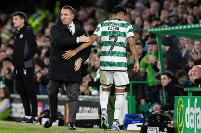 Brendan Rodgers llevó tranquilidad a los aficionados del Celtic sobre el estado de salud de Luis Palma.