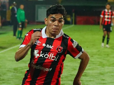 Leonardo Menjívar saldrá de Alajuelense para volver a El Salvador