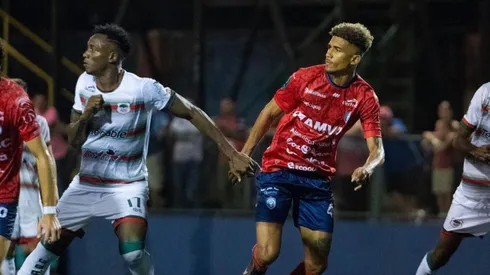 ¿Cómo juega Eduardo Anderson?