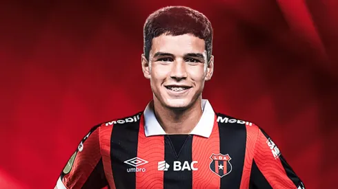 Fernando Lesme le tira un guiño a Alajuelense sobre su futuro. (Foto: Kevin Jiménez)