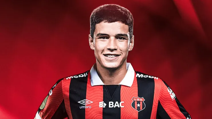 Fernando Lesme le tira un guiño a Alajuelense sobre su futuro. (Foto: Kevin Jiménez)