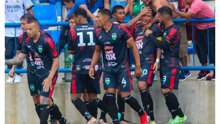 Hay más futbolistas siendo investigados y parados hasta que se resuelva. (Foto: La Prensa)