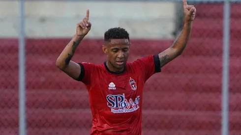 Gabriel Torres podría regresar a Ecuador