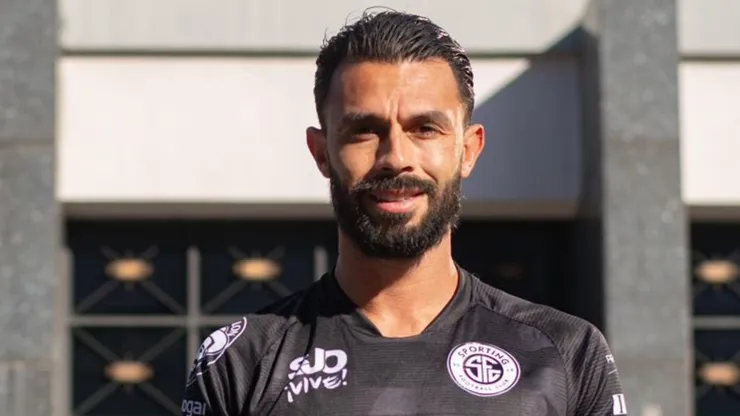 González con la camiseta de su próximo club