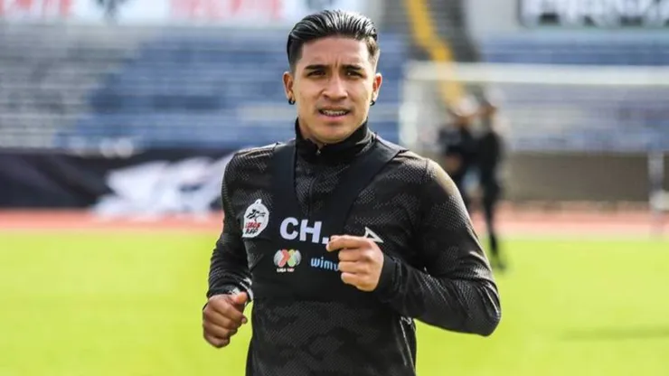 Michaell Chirinos volvería al fútbol de su país. (Foto: Sol de Puebla)