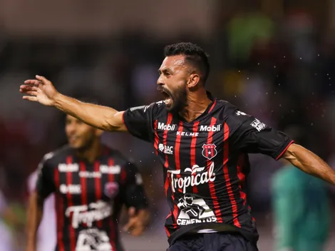 Oficial: Giancarlo González afina detalles para firmar con su nuevo club