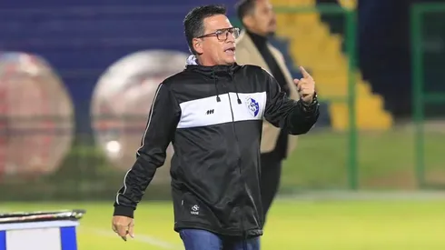 Mario García pone en duda su continuidad en Cartaginés tras caer ante Herediano