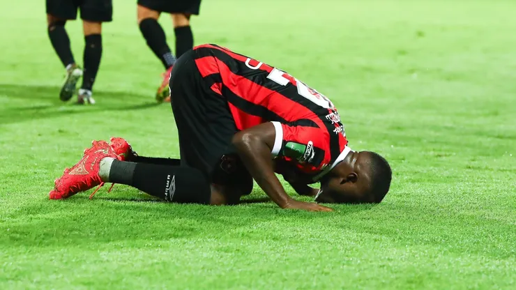 Municipal Grecia pedirá sanción a Joel Campbell por su celebración el Rafael Bolaños