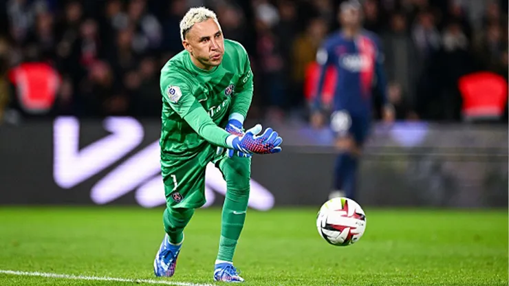 Keylor Navas volvió a jugar con el PSG, aunque lo hizo con un equipo prácticamente desconocido