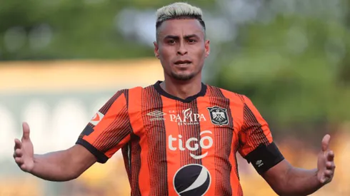 Águila mostró su apoyo a Darwin Cerén luego de ser detenido