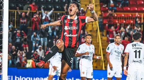 Fernando Lesme habló después de su doblete