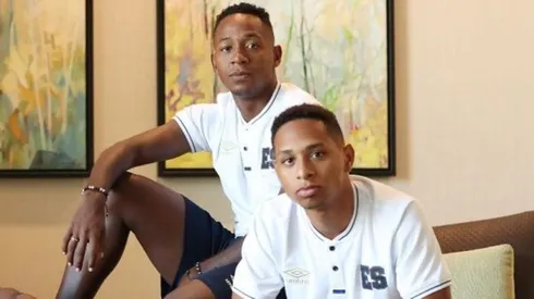 Brayan y Mayer Gil siguen sin poder viajar a Estados Unidos. (Foto: Diario El Salvador)