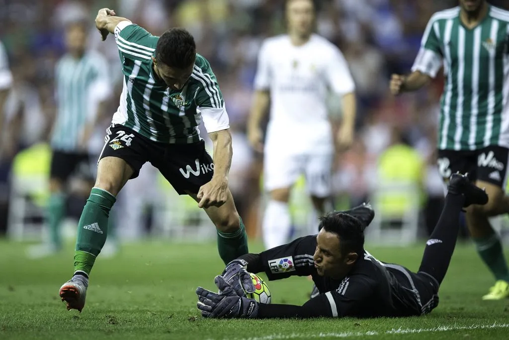 Keylor Navas podría ser nuevo jugador del Real Betis. (Photo by Gonzalo Arroyo Moreno/Getty Images)