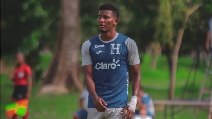La Selección de Honduras podría perder a Douglas Martínez