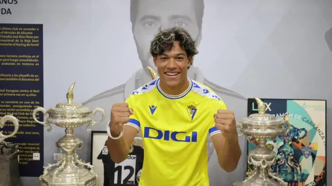 Francis Castillo juega en el Cádiz de España. (Foto: Canal 2)