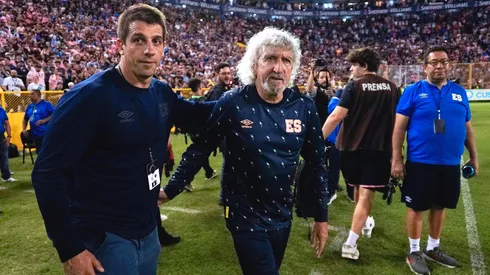 Mágico González criticó al fútbol salvadoreño y denunció la "codicia" de "tres garrapatas".