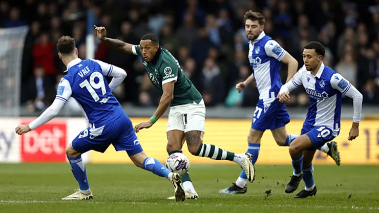 Nathaniel Méndez-Laing contribuyó con una asistencia en el triunfo de Derby County (Video)