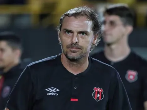 Los 3 factores que marcaron el final de Carevic en Alajuelense