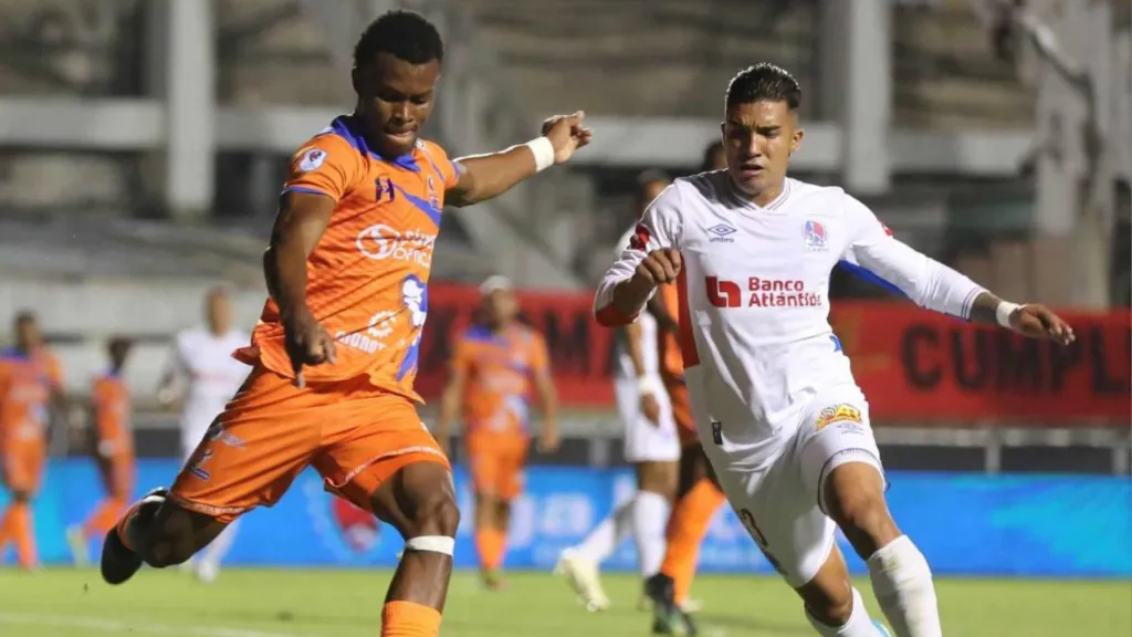 La serie en Choluteca ha sido históricamente más pareja. Allí, los locales obtuvieron dos triunfos, dos empates y cuatro derrotas frente a Olimpia. (Foto: El Heraldo)