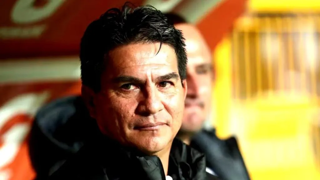 Vladimir Quesada no podrá dirigir contra Alajuelense. (Foto: LaNación)