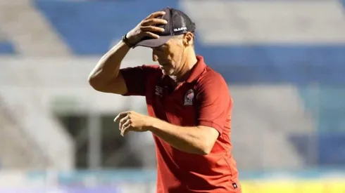 Pedro Troglio no quiso hablar luego de la derrota de Olimpia contra Marathón