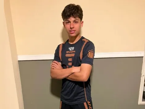 René Fuentes: juega en Argentina y fue citado por El Salvador