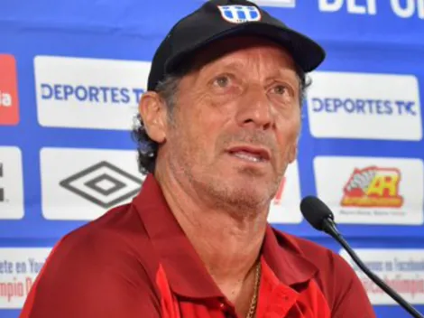 Pedro Troglio se siente orgulloso por entrar en la historia de Olimpia