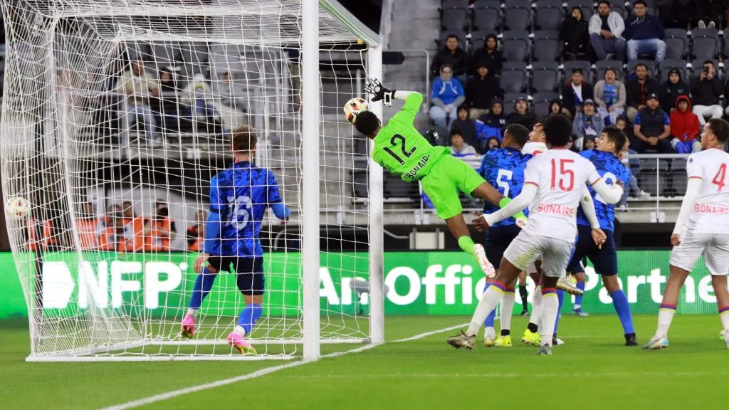 El Salvador sufrió para empatar contra Bonaire. (Foto: La Selecta)