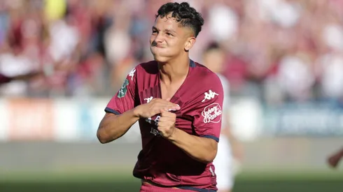 Warren Madrigal estará mucho tiempo sin jugar. (Foto: La Nación)