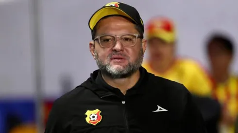 Jafet Soto acelera por un exjugador de Alajuelense que quiere Walter Centeno en Herediano