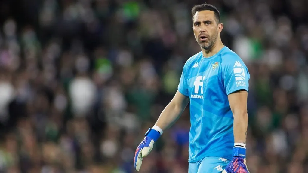 Claudio Bravo – Betis