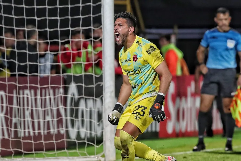 Leonel Moreira tiene contrato con Alajuelense hasta terminar el Clausura 2024. (Foto: LaTeja)
