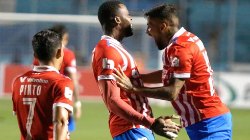 Olimpia realiza una épica remontada para eliminar a Motagua