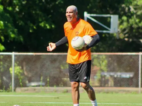 Dogluas Sequeira destroza a Robert Garbanzo