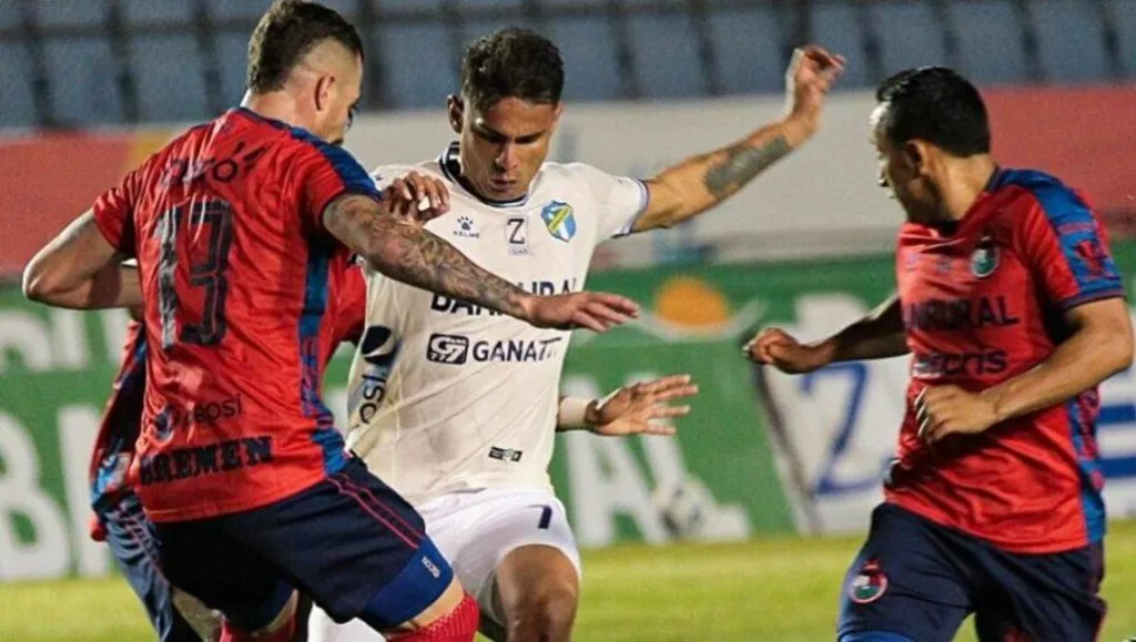 Comunicaciones y Municipal tiene las plantilas más caras de Guatemala.