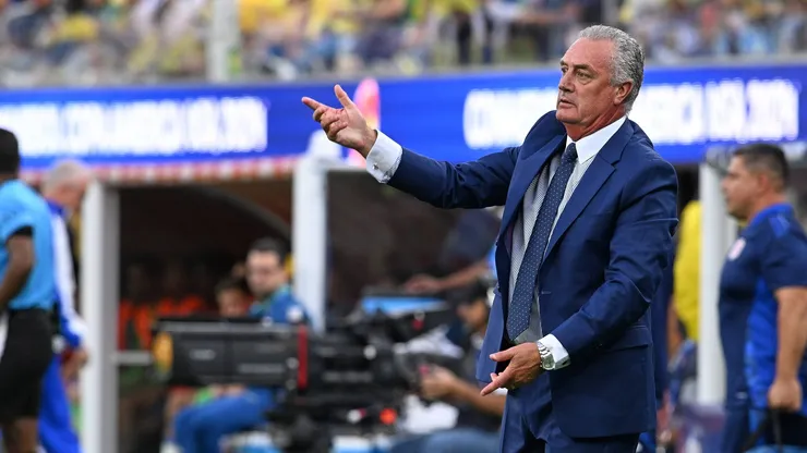 Alfaro tiene un plantel lleno de jóvenes.