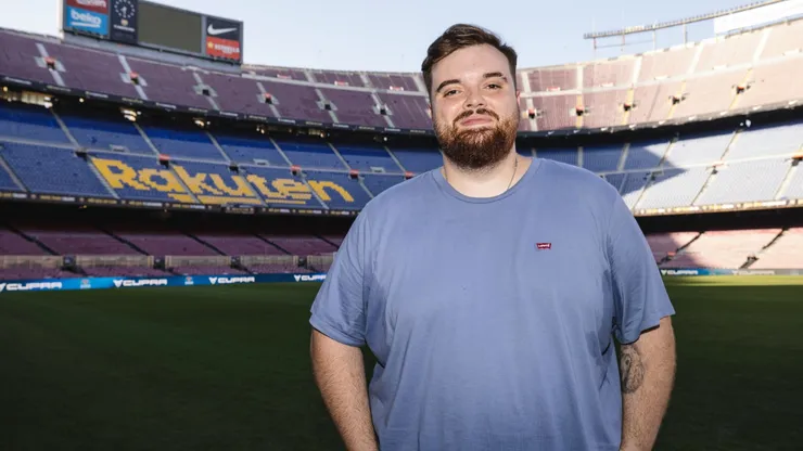 Ibai vive en Barcelona pero es fanático del Real Madrid.