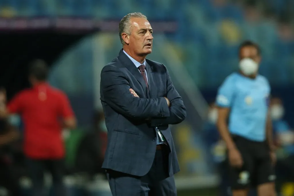 Gustavo Alfaro no pudo ganar tampoco con Ecuador en la Copa América 2021.(Photo by Alexandre Schneider/Getty Images)