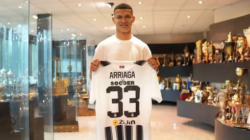 Kervin Arriaga comienza de manera oficial su aventura en el futbol de Europa